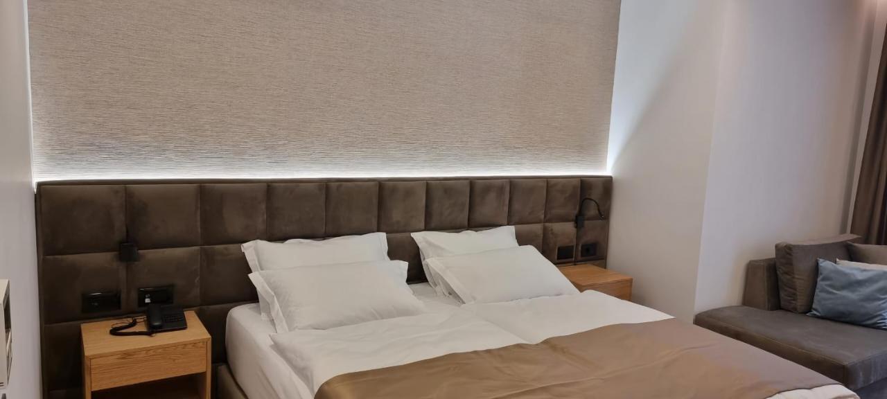 Sibb Hotel Tirana Exterior photo