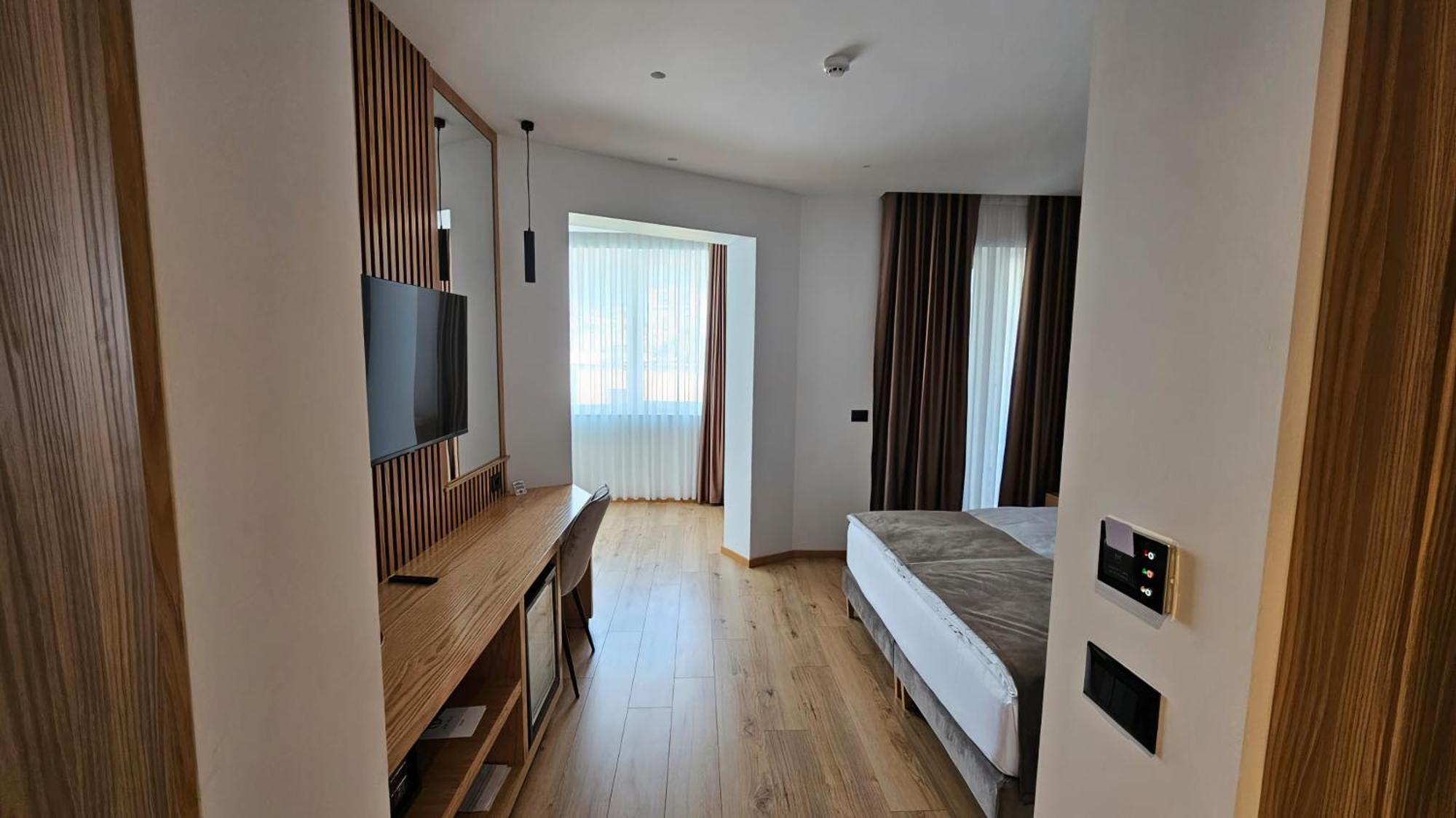 Sibb Hotel Tirana Exterior photo